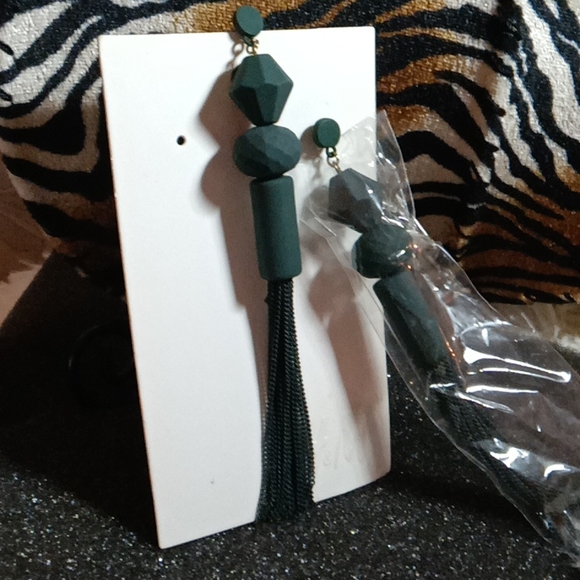 H&M Jewelry - NWT earrings